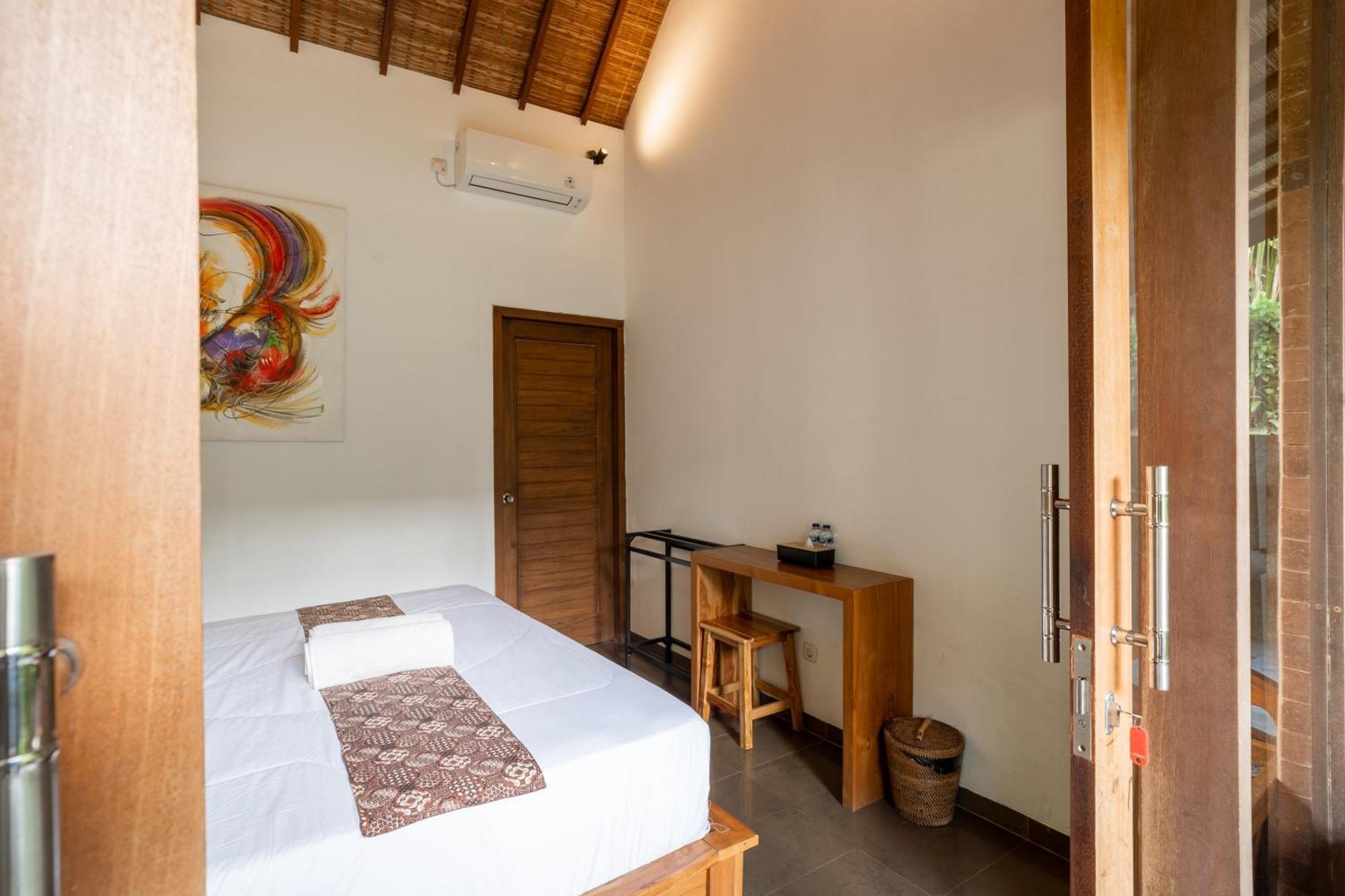 Jinar Guest House Canggu Екстериор снимка